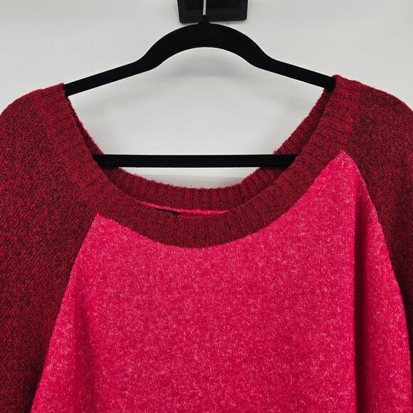 Torrid Women's Plus Fuzzy Color Block Vegan Cashmere Pullover Sweater Size 6 - Picture 4 of 11